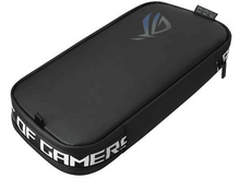 Charger l&#39;image dans la galerie, Étui de jeu ROG noir avec logo ROG, texte blanc et fermeture éclair.
