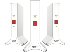Trois répéteurs blancs Fritz! debout verticalement. Chacun a un bouton rouge, des lumières vertes et le logo Fritz!.