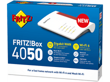 Charger l&#39;image dans la galerie, Boîte pour un routeur Frit!Box 4050, avec les détails du produit et un autocollant &#39;NOUVEAU&#39;.
