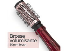 Charger l&#39;image dans la galerie, Une brosse à cheveux volumisante rose avec une poignée rouge, fond blanc.
