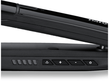 Charger l&#39;image dans la galerie, Gros plan d&#39;un lisseur noir avec boutons. Marche/Arrêt, température et réglages.
