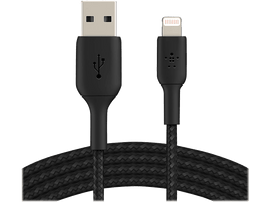 Un câble noir USB vers Lightning. Il possède un connecteur USB et un connecteur Lightning.
