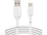 Câble de charge USB-A vers USB-C blanc. Les deux extrémités sont visibles, fond blanc.
