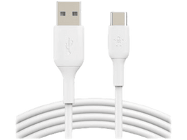 Câble USB vers USB-C blanc. Les extrémités sont visibles. Fond blanc.