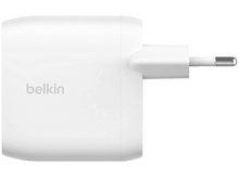 Charger l&#39;image dans la galerie, Un chargeur Belkin blanc. Il a un corps rectangulaire avec une prise. Le logo Belkin est visible.

