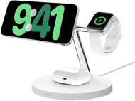 Une station de charge avec un téléphone affichant 9h41, une Apple Watch et un étui AirPods.