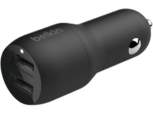 Charger l&#39;image dans la galerie, Chargeur de voiture Belkin noir avec deux ports USB.
