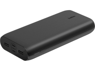 Batterie externe Belkin noire avec plusieurs ports USB et un petit voyant lumineux. Logo Belkin visible.