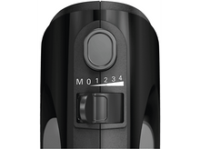 Charger l&#39;image dans la galerie, Gros plan sur un batteur à main noir avec un bouton de contrôle de la vitesse et un bouton d&#39;alimentation.
