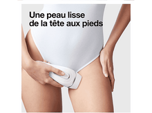 Charger l&#39;image dans la galerie, Femme utilisant un appareil d&#39;épilation sur sa jambe. Texte en français : Peau lisse de la tête aux pieds.
