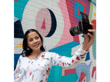 Charger l&#39;image dans la galerie, CANON Appareil photo hybride EOS M200 Noir Travel Kit (3699C040AA) Appareil photo hybride
