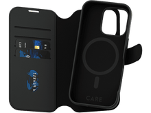 Charger l&#39;image dans la galerie, Coque de téléphone noire avec emplacements pour cartes, carte bleue et le mot CARE dessus.
