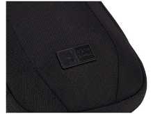 Charger l&#39;image dans la galerie, Un sac noir Case Logic. Le logo Case Logic est visible sur une plaque métallique noire sur le sac.
