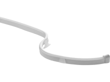 Charger l&#39;image dans la galerie, Bande LED blanche. La bande est légèrement incurvée. Fond noir.
