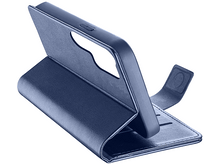 Charger l&#39;image dans la galerie, Coque de téléphone bleue, ouverte, avec découpe pour téléphone. Intérieur avec fentes pour cartes et fonction support.
