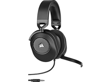 Charger l&#39;image dans la galerie, Casque de jeu noir avec microphone, câble et prise jack 3,5 mm, fond noir.
