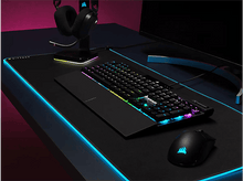 Charger l&#39;image dans la galerie, CORSAIR Clavier gaming K70 Pro RGB AZERTY Noir (CH-910941A-BE)
