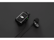 Charger l&#39;image dans la galerie, Ensemble microphone noir, microphone et petit récepteur. Fond sombre.
