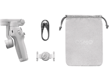 Charger l&#39;image dans la galerie, Appareil mobile Osmo blanc avec accessoires, dont une pochette et un câble de chargement.
