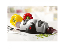 Charger l&#39;image dans la galerie, Un aiguiseur de couteaux avec un bouton rouge, avec des légumes.
