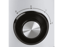 Charger l&#39;image dans la galerie, Gros plan d&#39;un cadran avec des chiffres et un réglage &#39;P&#39;. Le cadran est noir et argenté.
