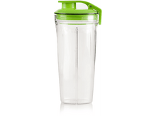 Charger l&#39;image dans la galerie, Shaker en plastique transparent avec couvercle vert, lignes de mesure visibles.
