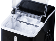 Charger l&#39;image dans la galerie, Machine à glaçons noir et blanc, avec le couvercle ouvert et des glaçons à l&#39;intérieur. Fond blanc.
