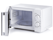 Charger l&#39;image dans la galerie, Four à micro-ondes blanc, porte ouverte.
