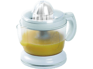 Presse-agrumes électrique, base blanche, dessus transparent, jus d'orange à l'intérieur, fond blanc.