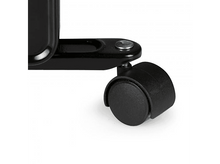 Charger l&#39;image dans la galerie, Une roue noire avec un boîtier noir. Gros plan, détails visibles.
