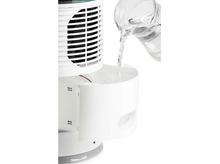 Charger l&#39;image dans la galerie, De l&#39;eau est versée dans un refroidisseur d&#39;air blanc, avec des indicateurs de niveau d&#39;eau visibles.
