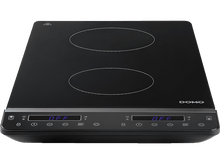 Charger l&#39;image dans la galerie, Plaque à induction noire avec deux zones de cuisson, affichage numérique et logo DOMO.
