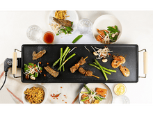 Charger l&#39;image dans la galerie, Un écran d&#39;ordinateur affichant l&#39;interface Logitech G HUB pour un volant.
