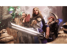 Charger l&#39;image dans la galerie, Un groupe de personnes avec des armes, debout dans une structure en pierre, regardant vers l&#39;avant.
