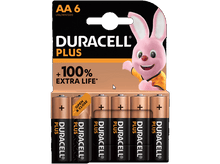 Charger l&#39;image dans la galerie, Piles Duracell Plus dans un emballage. Le lapin rose Duracell est montré sur l&#39;emballage.
