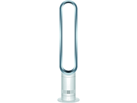 Ventilateur tour blanc avec cadre argenté. Il a une ouverture ovale et une base ronde. Marque Dyson.