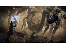 Charger l&#39;image dans la galerie, Une scène d&#39;action avec des personnages fantastiques combattant une araignée géante.
