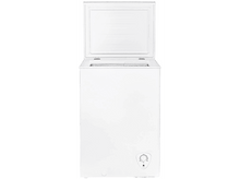 Charger l&#39;image dans la galerie, Un congélateur coffre blanc avec le couvercle ouvert.
