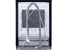 Charger l&#39;image dans la galerie, L&#39;arrière d&#39;un lave-vaisselle avec un tuyau gris et un cordon d&#39;alimentation blanc.
