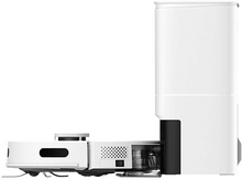 Charger l&#39;image dans la galerie, Aspirateur robot blanc et sa station de charge sur fond blanc.
