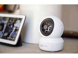 EZVIZ Caméra de sécurité intelligente Intérieur Pan/Tilt C6N (303101212)
