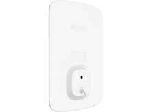 Charger l&#39;image dans la galerie, Caméra de sécurité EZVIZ blanche, vue latérale, avec un câble.
