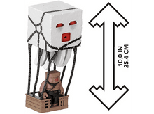 Charger l&#39;image dans la galerie, Un jouet Minecraft avec un cochon dans un panier en bois porté par un ballon.
