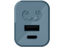 Charger l&#39;image dans la galerie, Chargeur USB rectangulaire gris avec deux ports et un logo crabe. Fond blanc.
