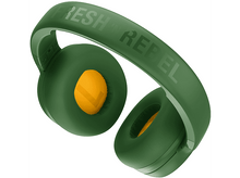 Charger l&#39;image dans la galerie, Casque vert avec des oreillettes jaunes. Fresh Rebel est écrit sur le bandeau.
