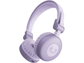 Casque violet. Conception supra-auriculaire avec de grands écouteurs et un bandeau. Fond noir.