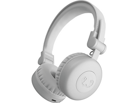 Casque blanc sur fond blanc.