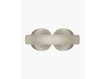 Charger l&#39;image dans la galerie, Deux écouteurs blancs avec le texte &#39;FRESH &#39;N REBEL&#39; sur fond clair.
