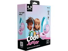 Charger l&#39;image dans la galerie, Boîte d&#39;écouteurs Code Junior avec illustration d&#39;enfants.
