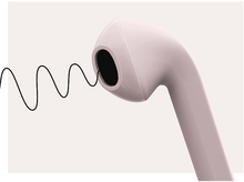 Charger l'image dans la galerie, Gros plan d'un écouteur rose clair avec un maillage noir et une ligne noire ondulée à gauche.
